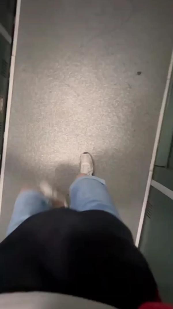 Вацок в лифте #Маркуша #лифт