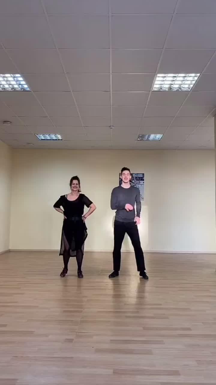 лайки: 840.видео в от пользователя julia soldatova (@elegance_dance): «let’s jive with us 😎 #танцыобучалки #бальныеспортивныетанцы #фитнесцель #jive #jivechallenge #jivetutorial #latindance #boneym».rasputin (single version) - boney m..