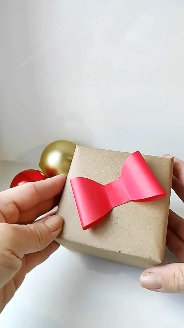 Самый простой способ сделать бантик из бумаги!