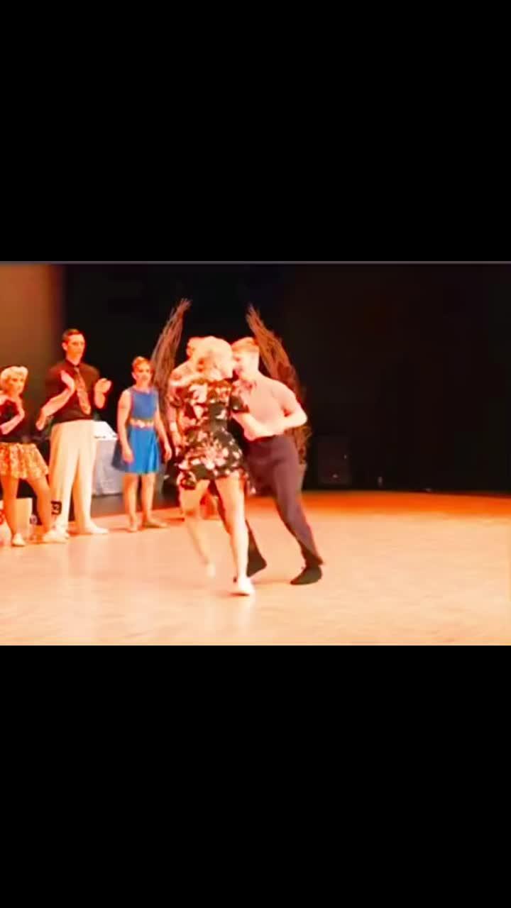 лайки: 188.9k.комментарии: 3148.видео в от пользователя lolina-лолина (@lolina_8.7.8): «#позитив#линдихоп#танцы».целуй-целуй - пьер нарцисс.