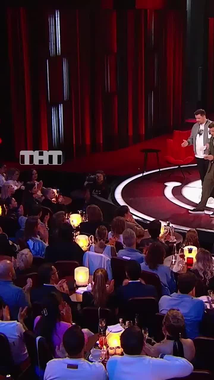 смотри "comedy club" по пятницам 21:00 на тнт. телеканал тнт соц. сетях: вконтакте: одноклассники: comedy club соц. сетях: вконтакте: одноклассники: