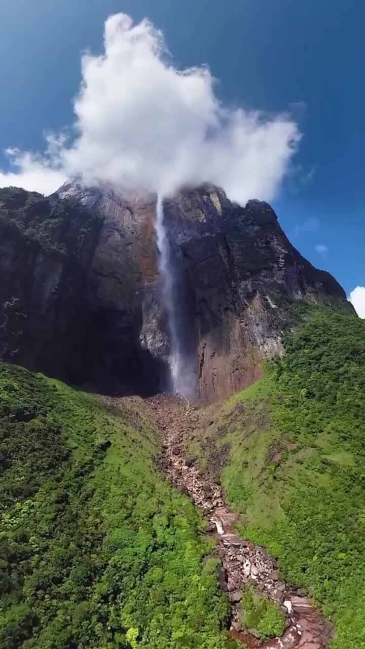 лайки: 10.7k.комментарии: 76.видео в от пользователя airpano (@airpano): «самый высокий водопад в мире! снято с дрона и вертолета нашей командой. #гидпомиру #luxurytravel #venezuela».outro - m83.