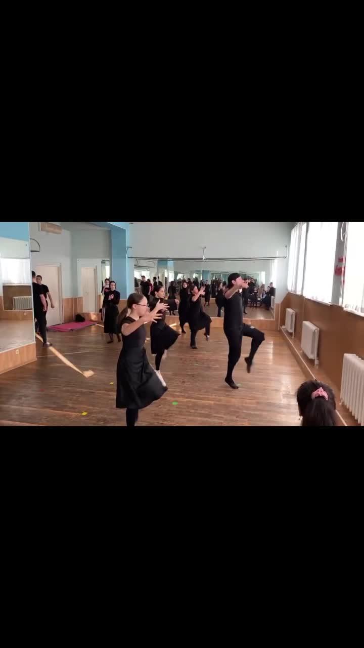 лайки: 42.видео в от пользователя dagdance (@dagdance_school63): «аварский танец💚💙❤️ #аварцы #дагестан».orijinal ses - rage.