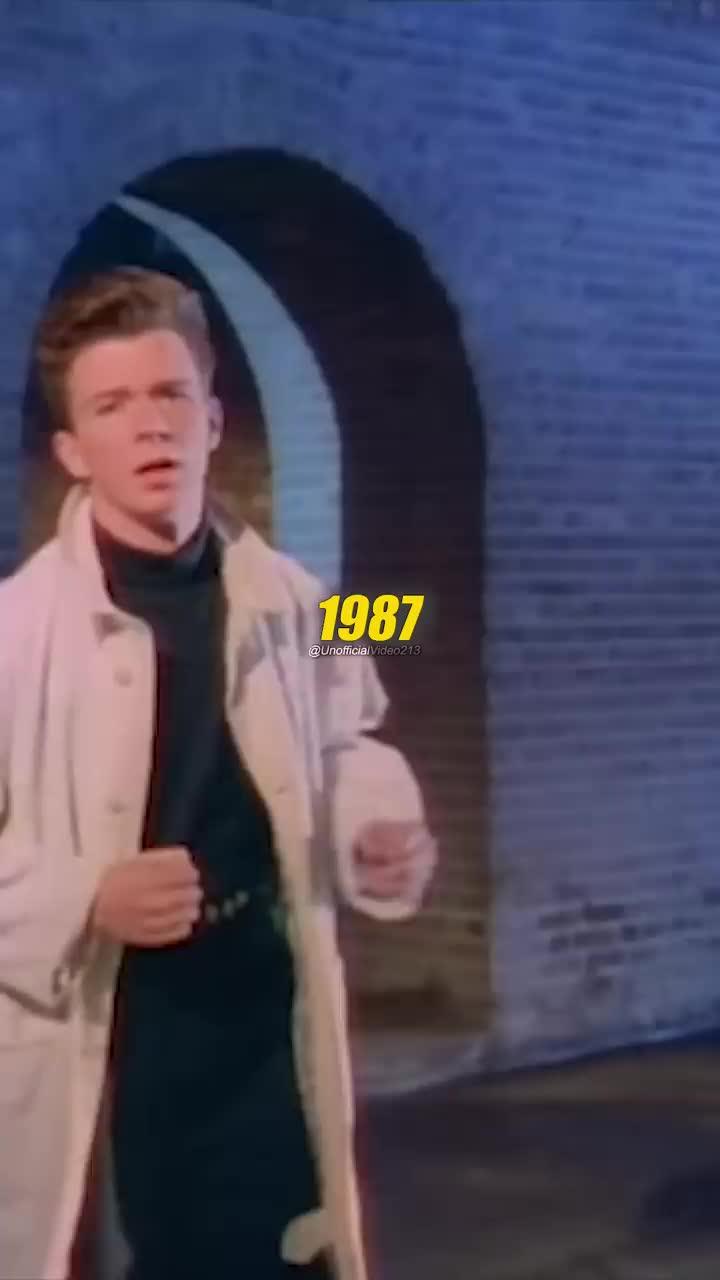 looks and voices are matching astley astley - never gonna give up' live 1987~2022 this is not a roll. #rickastley #nevergonnagiveyouup #rickroll