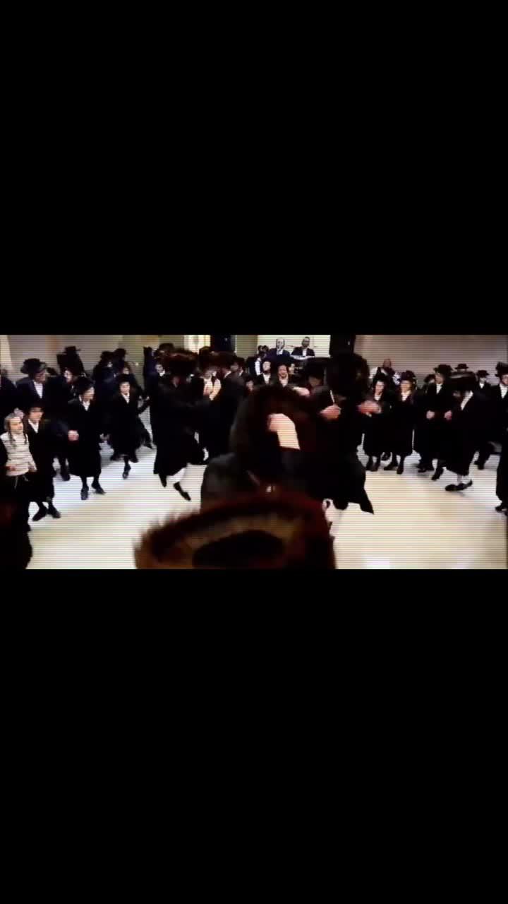 лайки: 859.видео в от пользователя рабинович. (@rabiiinovich): «#jew #евреи #танец #секторгаза».частушки - сектор газа.