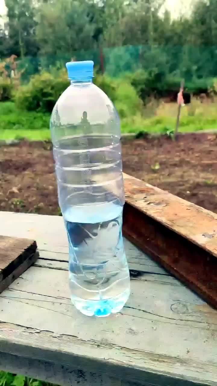 Как сделать ручку пластиковой бутылки ?)
