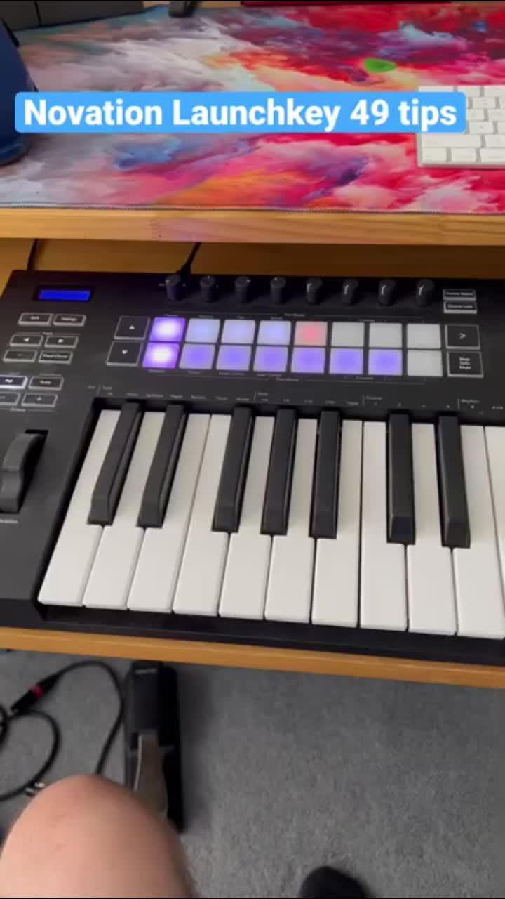 novation launchkey 49 keyboard tips #shorts