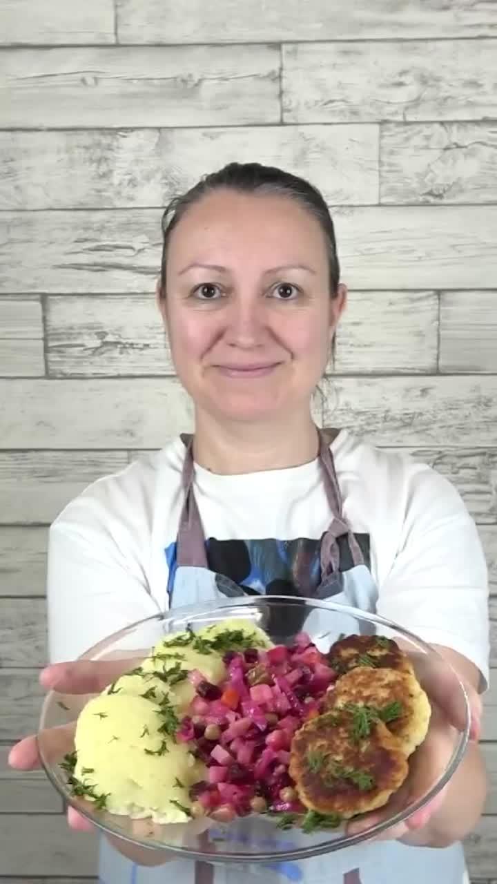 лайки: 7079.комментарии: 64.видео в от пользователя tortania_foodblog (@tortania_foodblog): «что может быть вкуснее?😍#котлеты #минтайрецепт #минтай #котлетыизминтая #рецепткотлет #тожеоченьвкусно #tortaniafoodblog».оригинальный звук - tortania_foodblog.