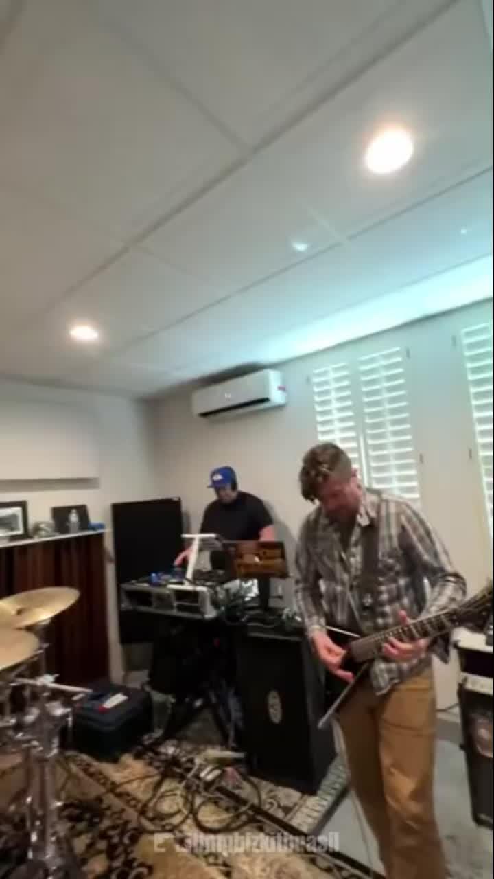 rehearsal for the 2022 world tour, held on february 24th los angeles. filmed and shared by fred durst