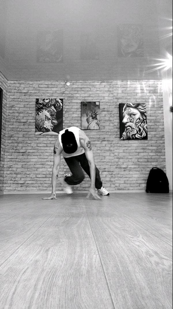 Брейкинг #брейкданс #танцы #спорт #breakdance