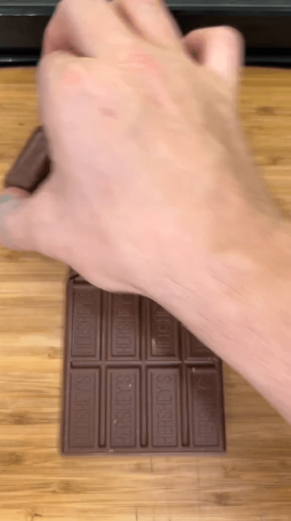 #шоколад #еда #лайфхак бесконечная шоколадка!
