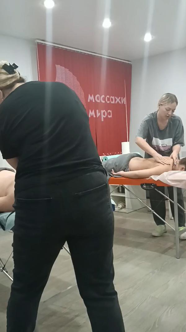 процесс обучения массажу спины.
#ятвоймассажист
#массаж