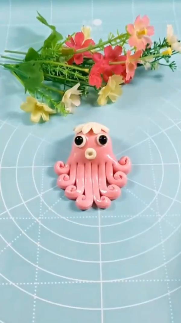 Творчество вместе с детьми: как слепить осьминога из воздушного пластилина. 

😊❤🐙